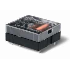 Миниатюрное универсальное электромеханическое реле монтаж на печатную плату плоские выводы с шагом 3.5мм 1CO 16A контакты AgCdO катушка 6В DC (чувствит.) степень защиты RTI